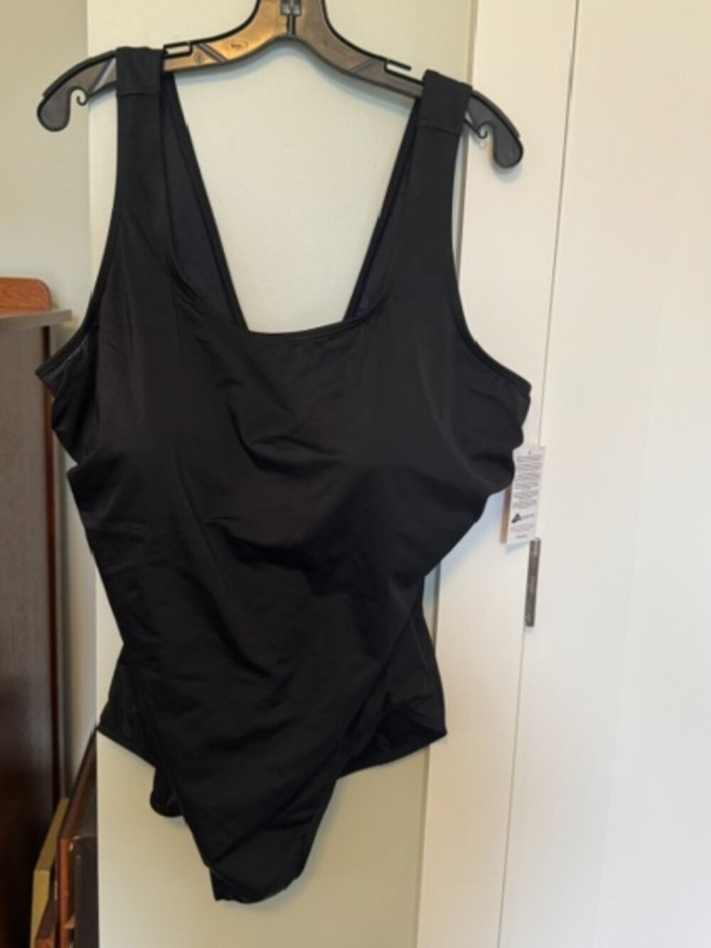 Lands End One Piece - Size 26   New - Never Worn
